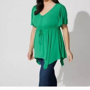 🍁🍂Nwot Torrid 3x Rayon Slub Sharkbite Babydoll Flutter Sleeve Top